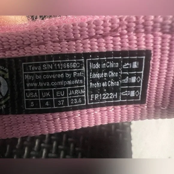 Teva Original Universal Kids Size 5 Sandals Multicolore Pink Yellow Blue NWOT - Picture 4 of 7